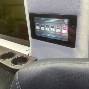 elite-gallery-02-controls